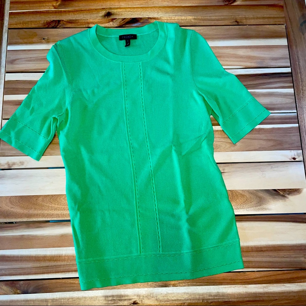 NWOT Escada top size small